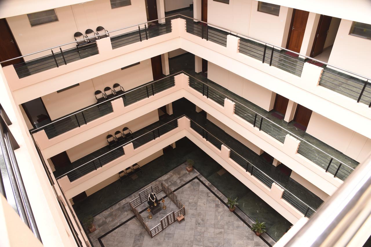Slr Residency Hotel Subrahmanya Exterior photo