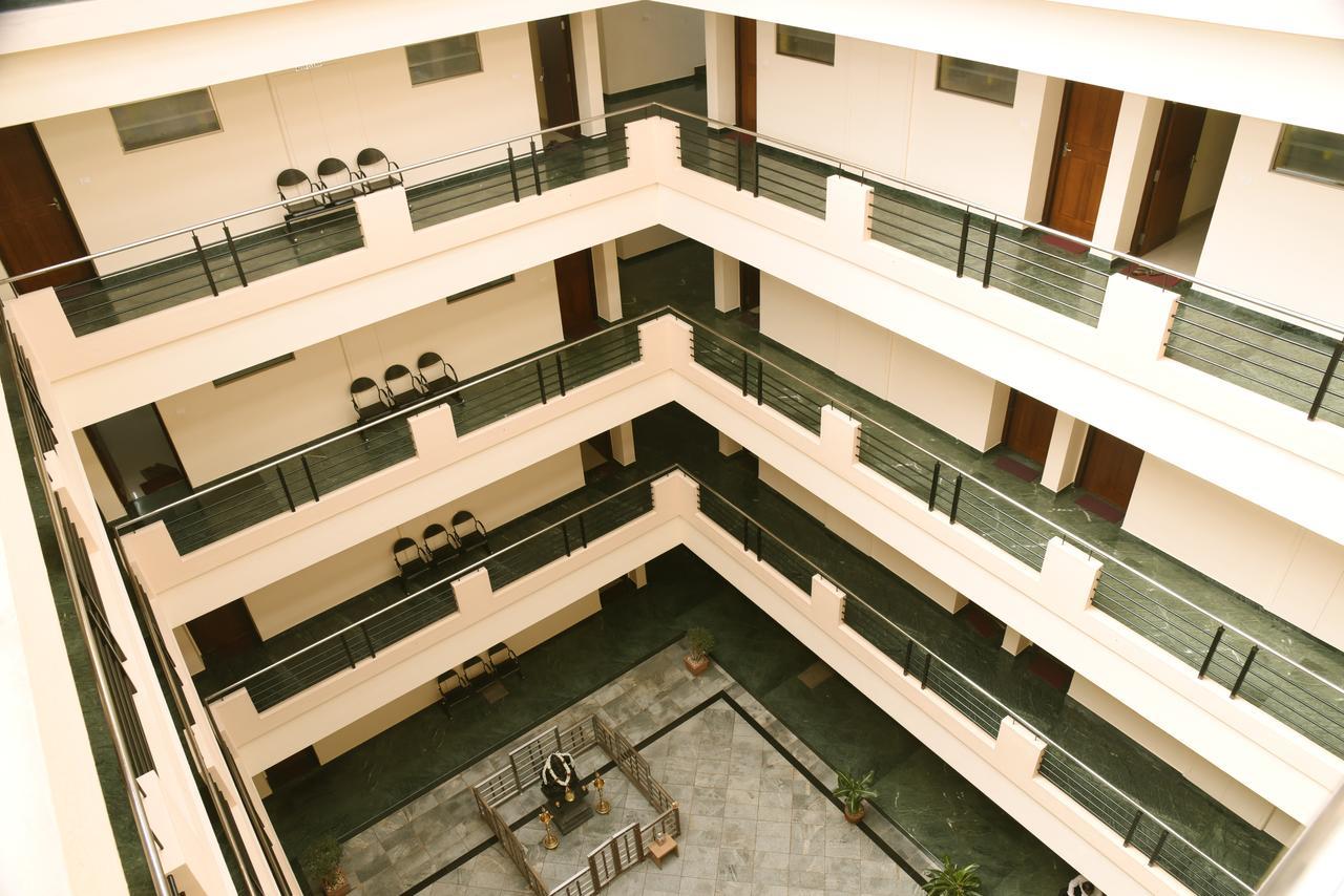 Slr Residency Hotel Subrahmanya Exterior photo